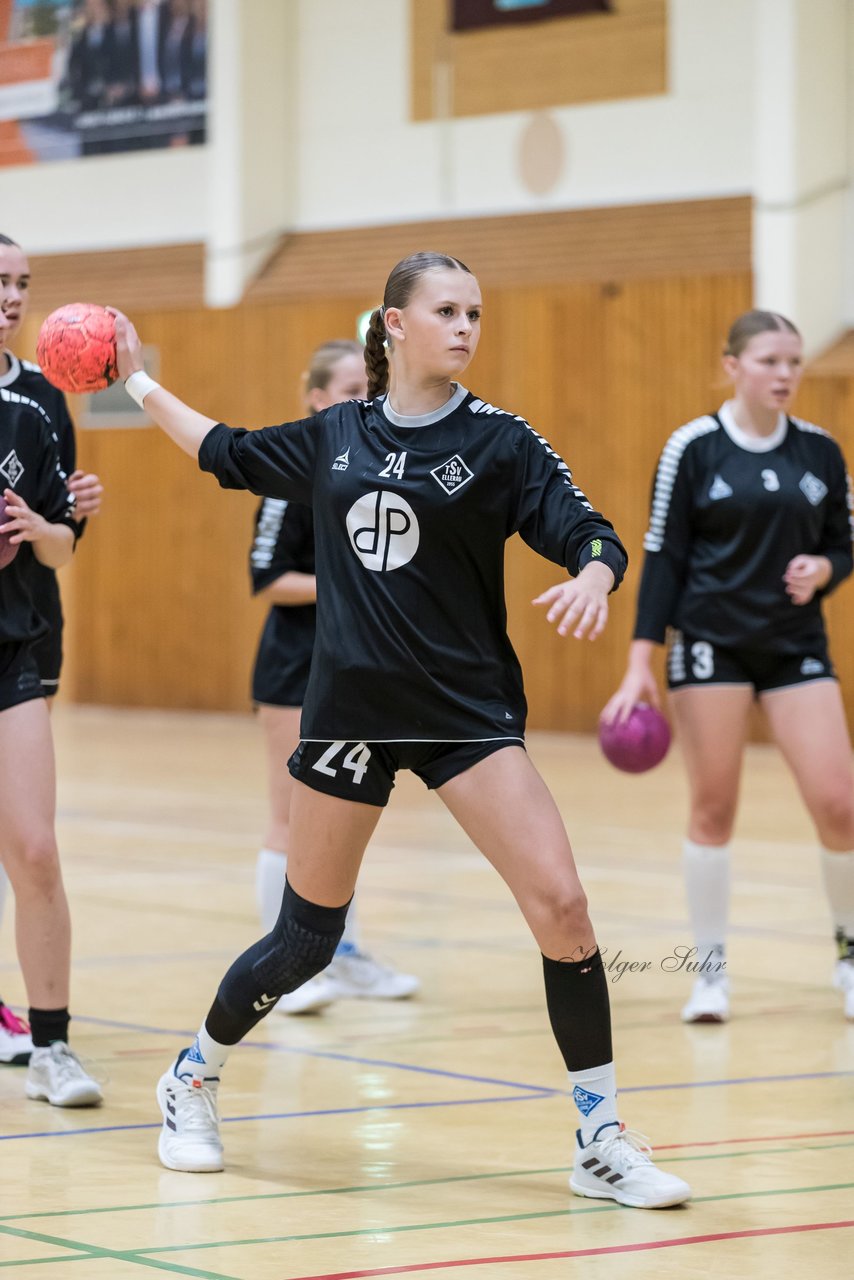 Bild 100 - wBJ TSV Ellerau - HSG Schue/We/Re : Ergebnis: 23:15